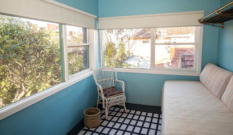 Bondi Beach House - QLD Tourism 41