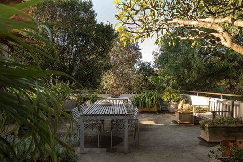 Bondi Beach House - QLD Tourism 11