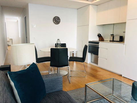 Wyndel Apartments Neutral Bay - Military - Queensland Tourism 4