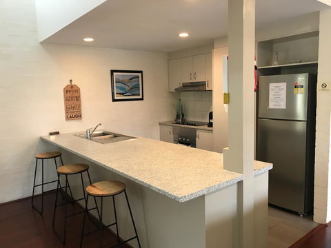 Mariner Bay Apartments - Queensland Tourism 5