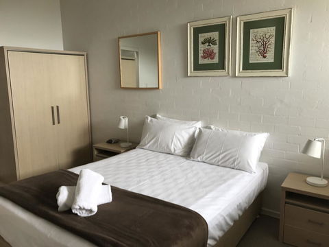 Mariner Bay Apartments - Queensland Tourism 32