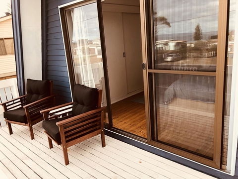 Little Blue Beach House - QLD Tourism 3