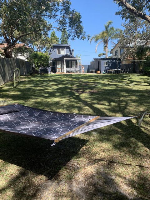Little Blue Beach House - QLD Tourism 18