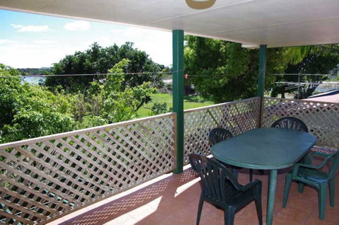 Bellhaven 2, 17 Willow Street - QLD Tourism 2
