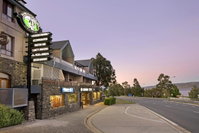 Book Jindabyne Accommodation Vacations QLD Tourism QLD Tourism