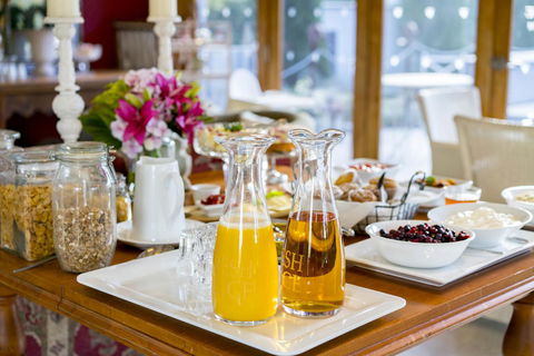 Thistle Hill Guesthouse - Walk To Many Wineries And Restaurants - Queensland Tourism 18