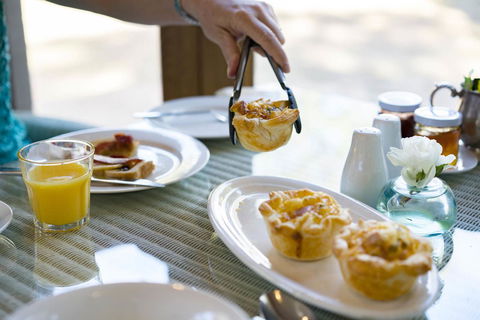 Thistle Hill Guesthouse - Walk To Many Wineries And Restaurants - Queensland Tourism 3