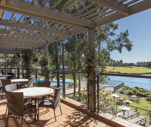 Oaks Cypress Lakes Resort - QLD Tourism 24