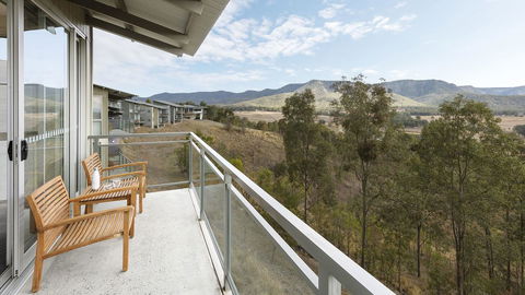 Oaks Cypress Lakes Resort - QLD Tourism 14
