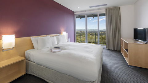 Oaks Cypress Lakes Resort - QLD Tourism 5