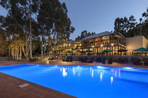 Oaks Cypress Lakes Resort - QLD Tourism 29