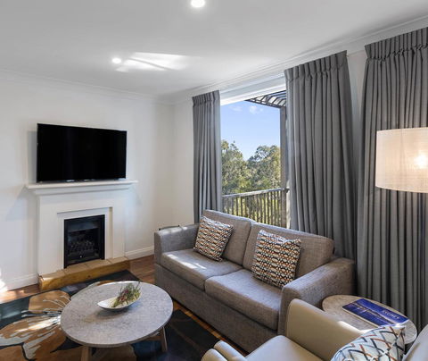 Oaks Cypress Lakes Resort - QLD Tourism 34