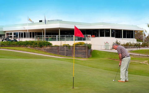 Comfort Suites Clubarham Golf Resort - QLD Tourism 0