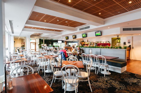 Coniston Hotel Wollongong - Queensland Tourism 11