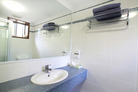 Pelican Motor Inn - QLD Tourism 34