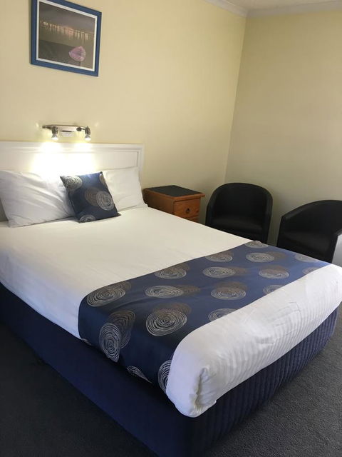 Pelican Motor Inn - QLD Tourism 18