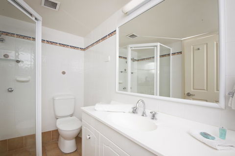 Sails Apartments - QLD Tourism 13