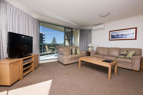 Sails Apartments - QLD Tourism 12
