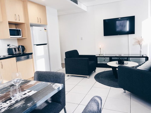 DD Apartments Chinatown - QLD Tourism 11