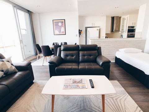 DD Apartments Chinatown - QLD Tourism 1