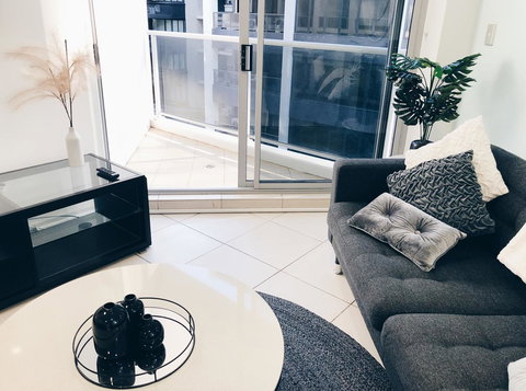 DD Apartments Chinatown - QLD Tourism 40