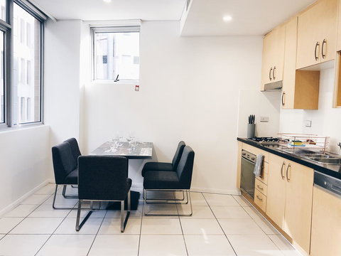 DD Apartments Chinatown - QLD Tourism 16