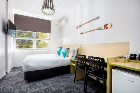 Nightcap At Caringbah Hotel - Queensland Tourism 13