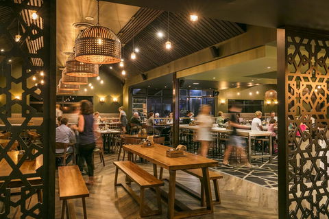 Nightcap At Caringbah Hotel - Queensland Tourism 8