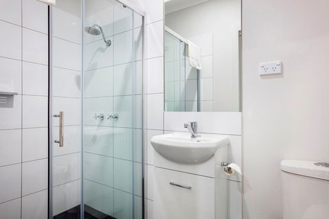 Nightcap At Caringbah Hotel - Queensland Tourism 40