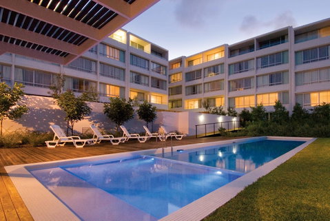 Oaks Nelson Bay Lure Suites - QLD Tourism 0
