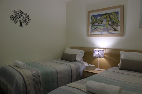 The Boathouse Resort Luxury Apartments - QLD Tourism 23