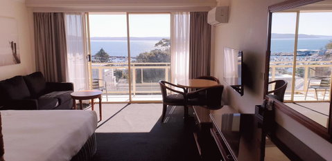 Marina Resort - QLD Tourism 35