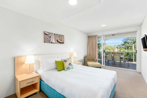Quality Suites Pioneer Sands - QLD Tourism 6