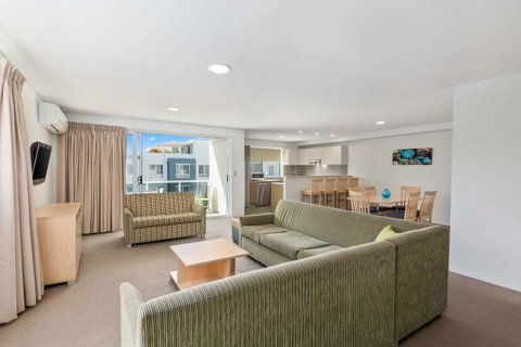 Quality Suites Pioneer Sands - QLD Tourism 5