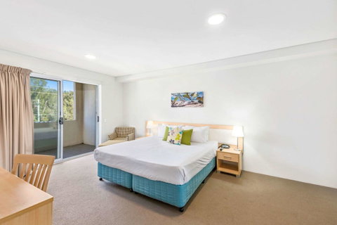 Quality Suites Pioneer Sands - QLD Tourism 9