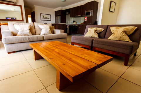 Byron Bay Hotel And Apartments - Queensland Tourism 14