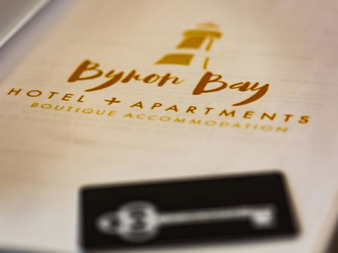 Byron Bay Hotel And Apartments - Queensland Tourism 2