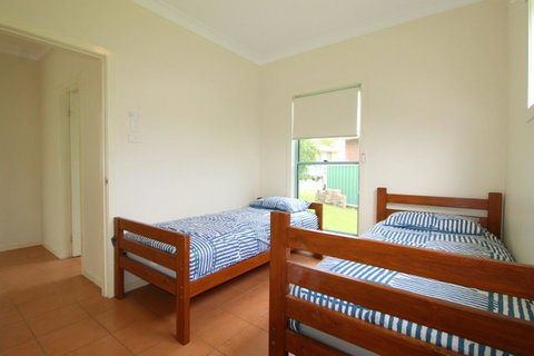 Anglesea, 17 Hodgson Street - QLD Tourism 8