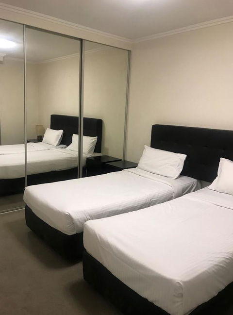 Fiori Apartments - Queensland Tourism 9