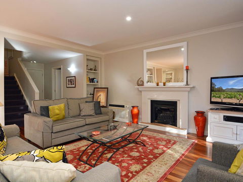 Villa 3br Chianti Villa Located Within Cypress Lakes Resort - Queensland Tourism 18