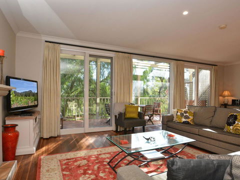 Villa 3br Chianti Villa Located Within Cypress Lakes Resort - Queensland Tourism 19