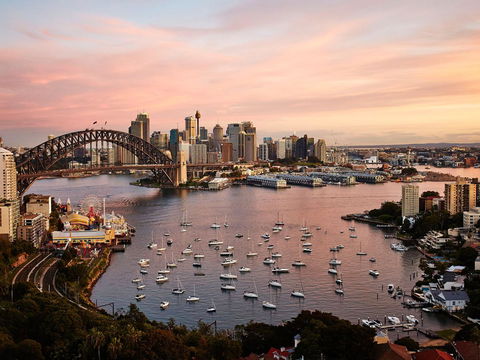 View Sydney - Queensland Tourism 19