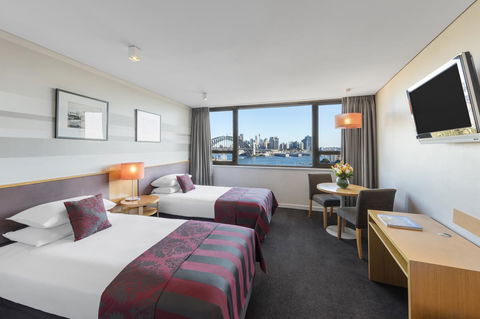 View Sydney - Queensland Tourism 1