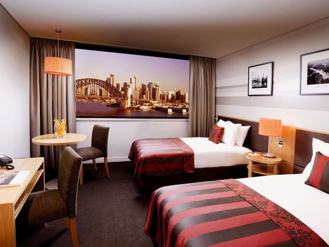 View Sydney - Queensland Tourism 20