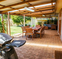 Sunbaker Beach House - QLD Tourism