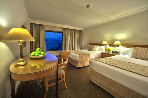 Stamford Plaza Sydney Airport Hotel & Conference Centre - Queensland Tourism 12