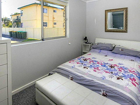 45 Wharf Street - Whole House - QLD Tourism 1