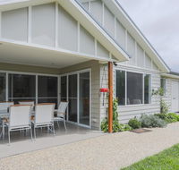 Armidale Cottage - QLD Tourism