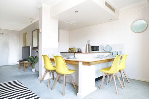 Paxsafe Sydney Hyde Park Central Apartments - Queensland Tourism 21