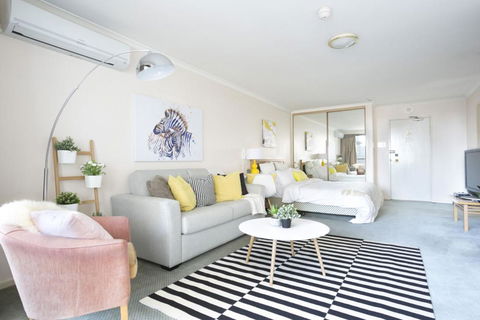 Paxsafe Sydney Hyde Park Central Apartments - Queensland Tourism 6